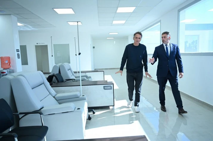 68ab51ca96d98_715_472!