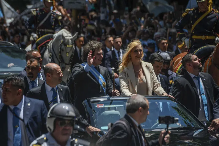 Milei-y-Karina-768x512