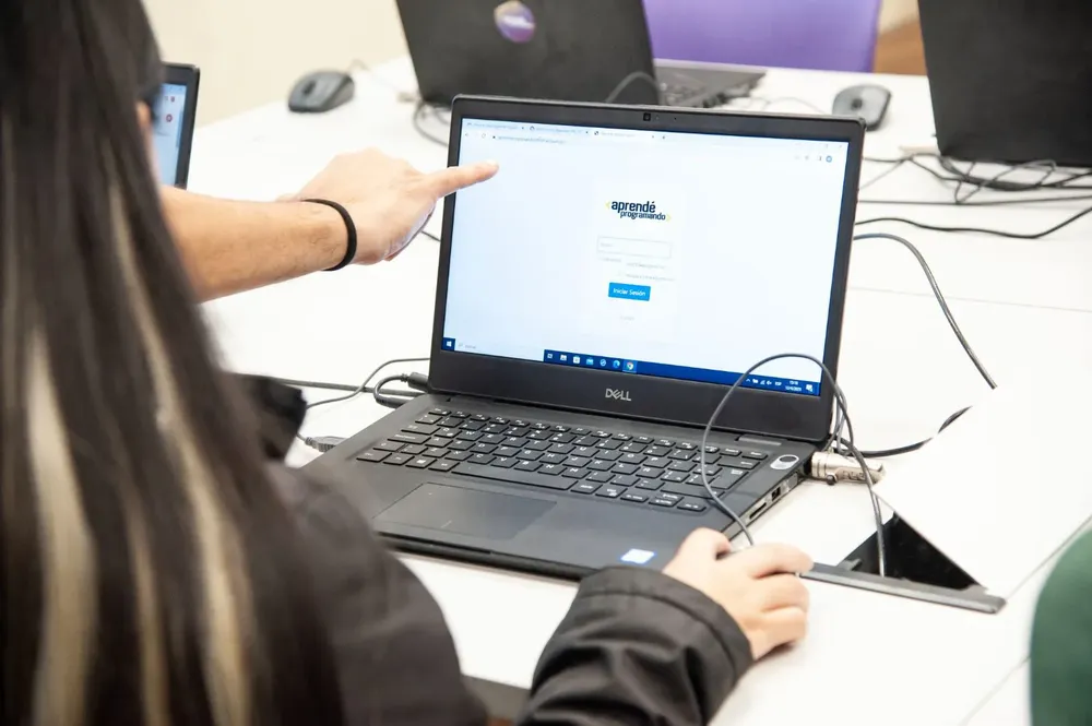 af731521-4398-4809-b393-688712c609a7