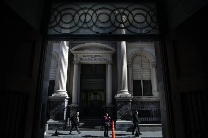 Banco-Central-696x464