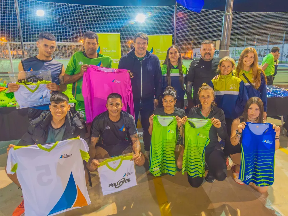 670438b5d2359_3-indumentaria-deportistas-federados-san-fernando