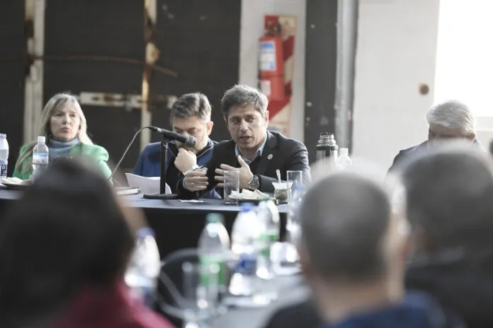 Kicillof-habla-696x464